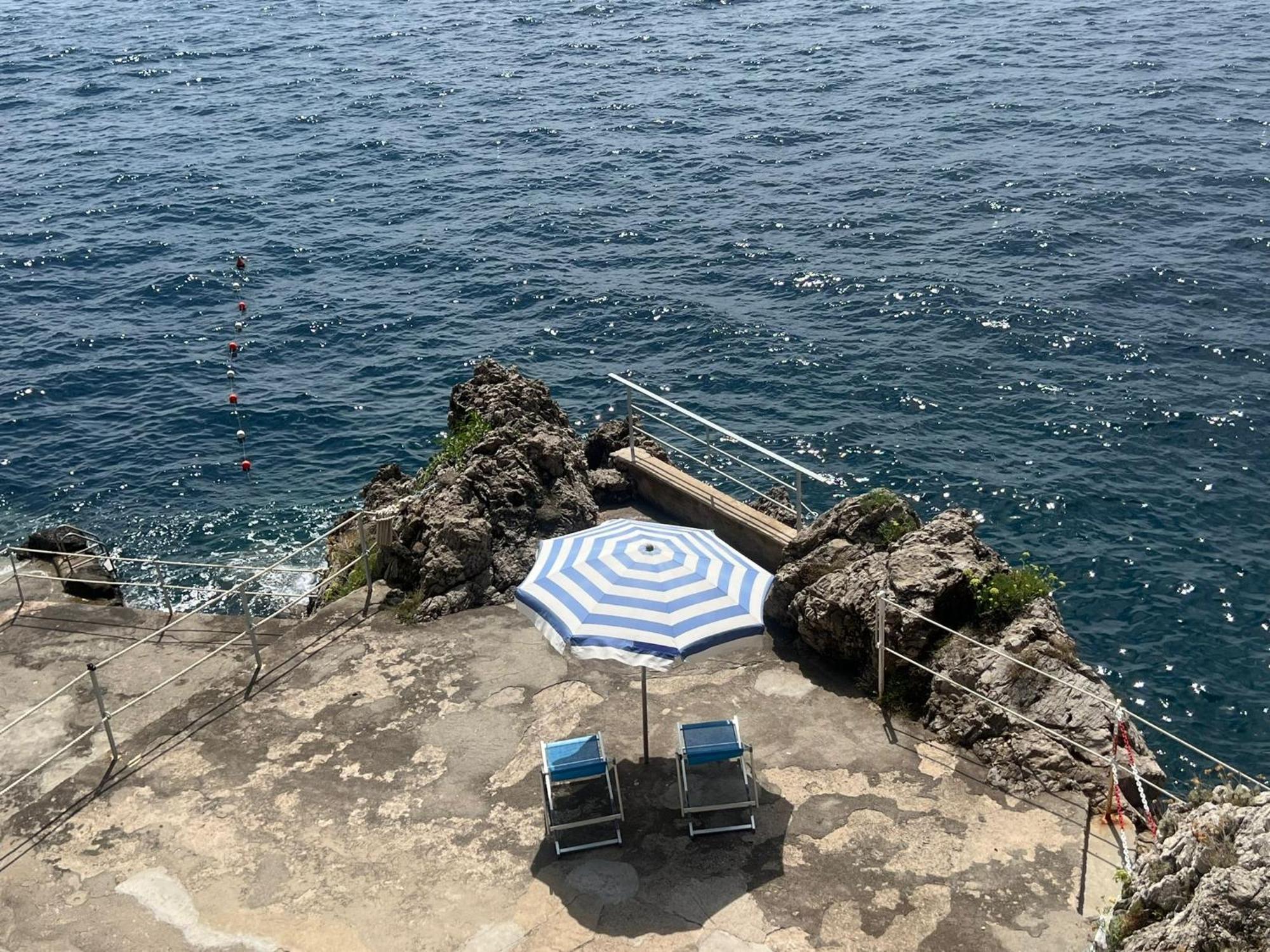 אמאלפי Appartamento Di Raphael Con Discesa Privata Al Mare מראה חיצוני תמונה